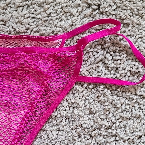NWOT Victoria's Secret Pink Lace Netting Itsy Mini - Picture 5 of 11